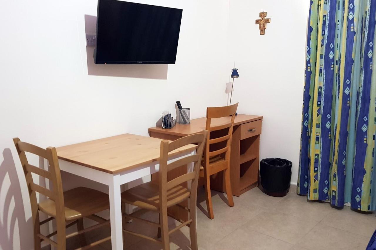 Rivotorto Retreat House Ξενοδοχείο Μπιρκιρκάρα Εξωτερικό φωτογραφία