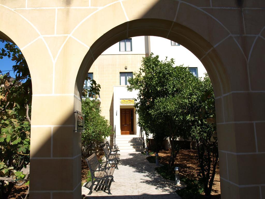 Rivotorto Retreat House Ξενοδοχείο Μπιρκιρκάρα Εξωτερικό φωτογραφία