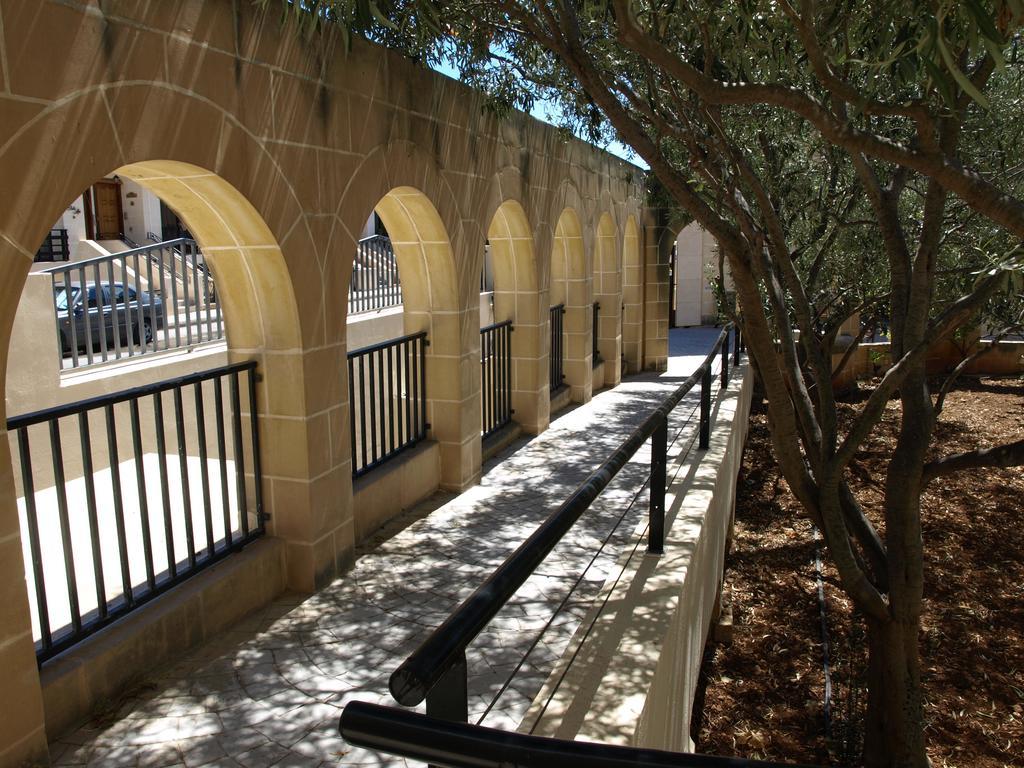 Rivotorto Retreat House Ξενοδοχείο Μπιρκιρκάρα Εξωτερικό φωτογραφία